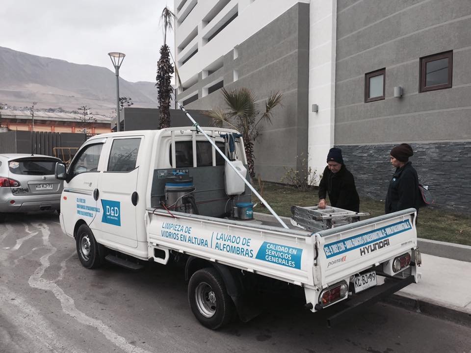 Trabajo en altura limpieza de vidrios